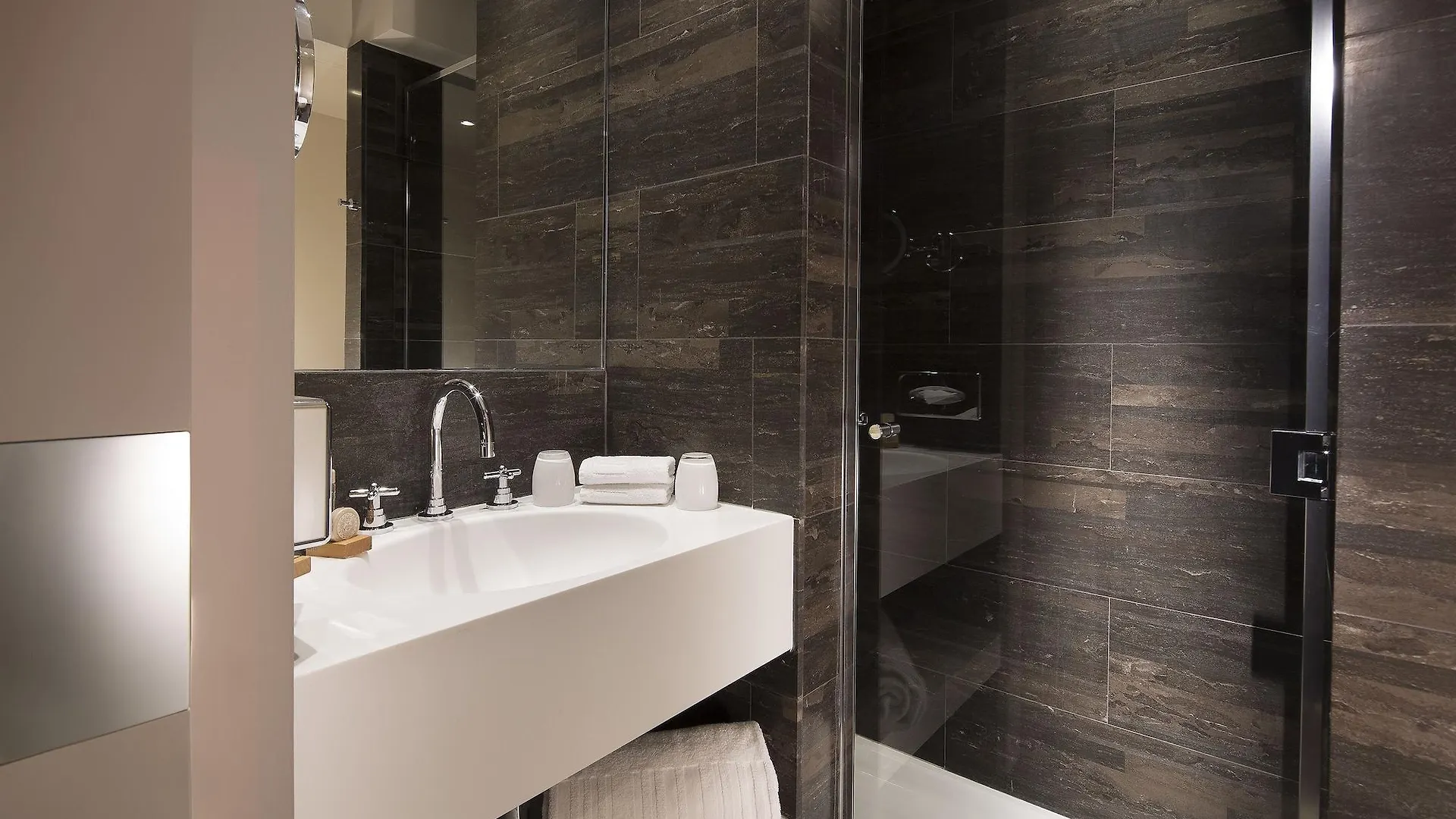 Hotel Le Marianne Paris