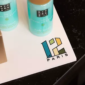 4* Hotel Le 12