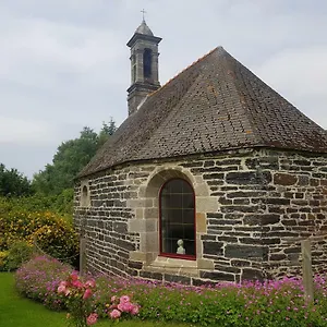 Atypique Dans Chapelle Holiday home Briec