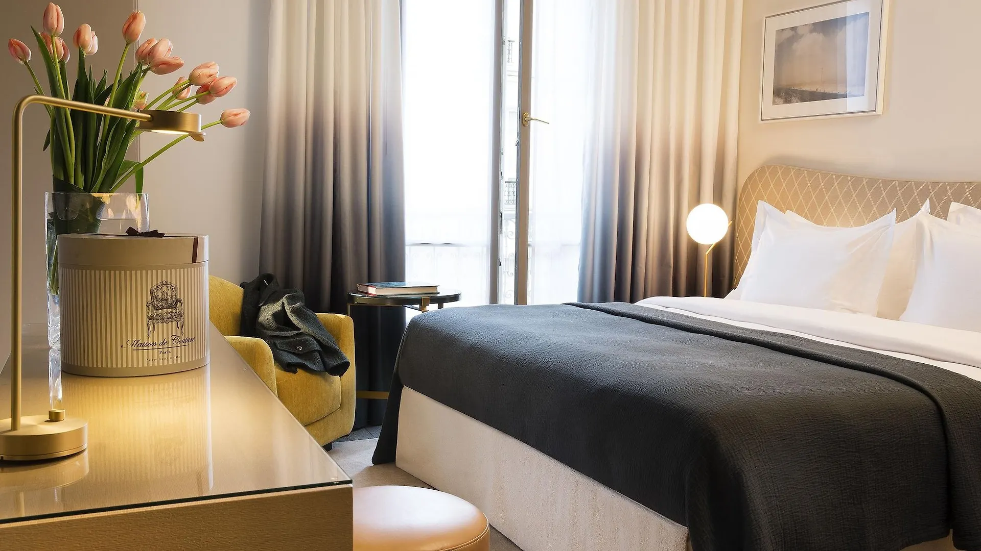 Hotel Le Marianne Paris
