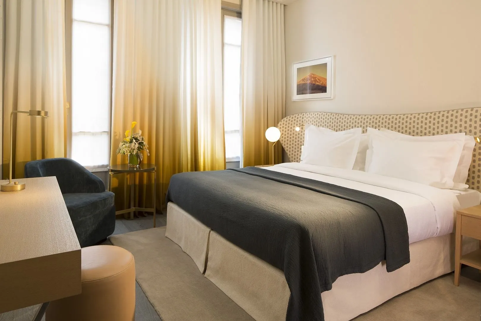 Hotel Le Marianne Paris