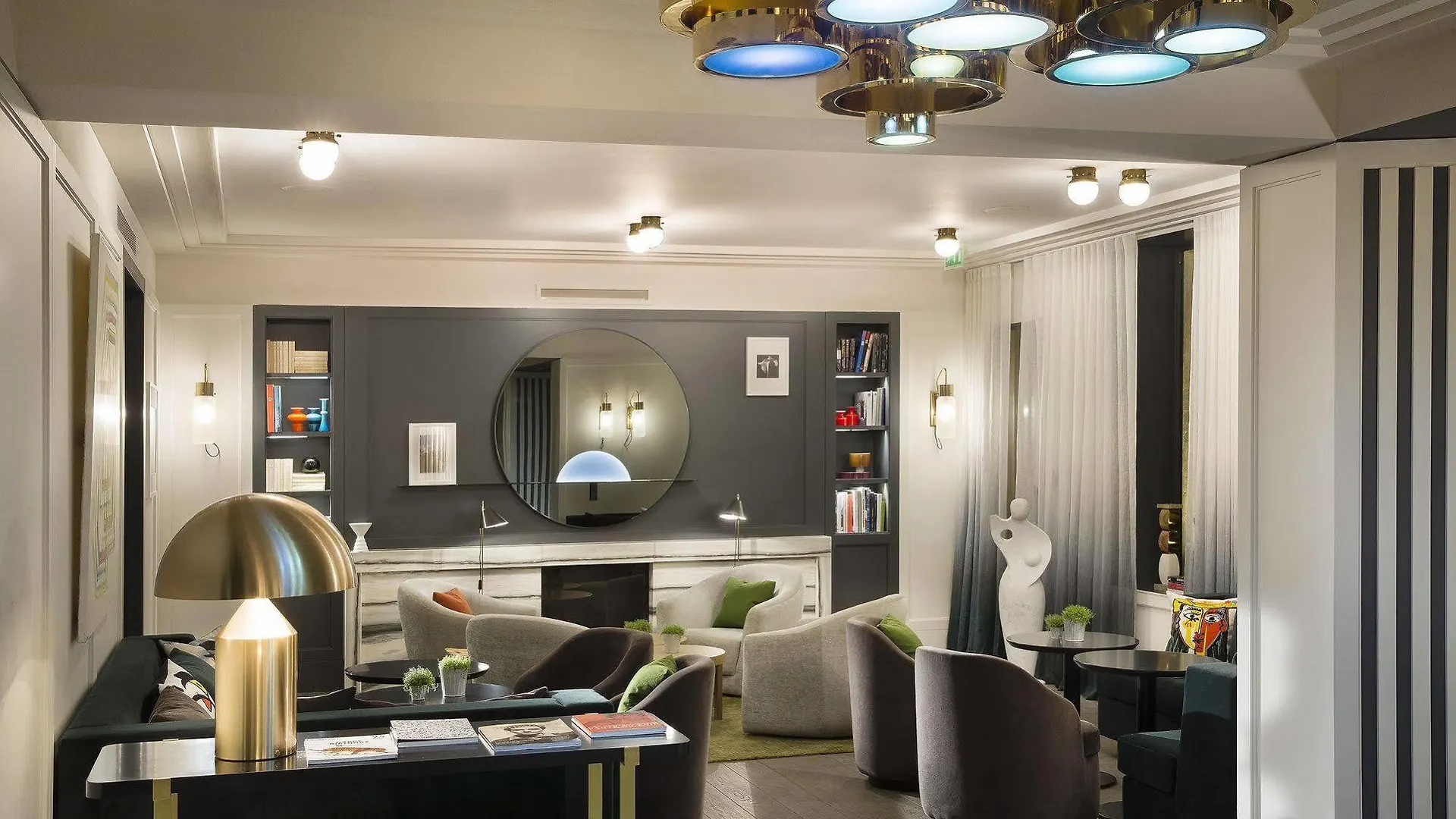 Hotel Le Marianne Paris